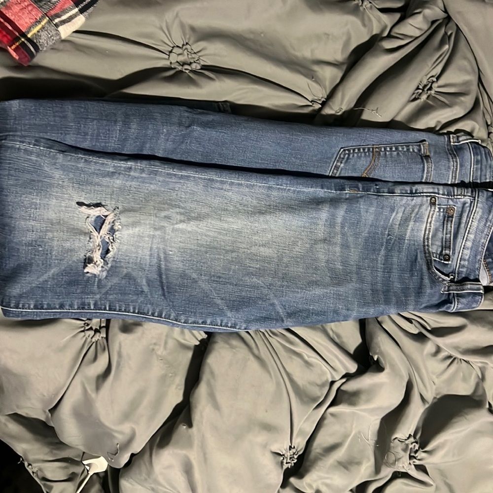 American eagle jeans, worn 3 times and don’t like